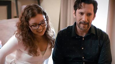 Leana Lovings finds a way to make Tommy Pistol go into her bedroom