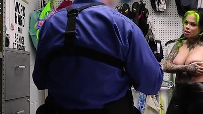 Karen convince Jack to let her go by letting him fuck her