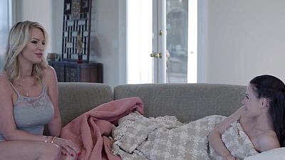 Alison suggests everyone in the family to have a lustful foursome