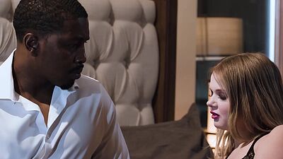 Isiah Maxwell falls victim to Coco Lovelocks game and fucks her