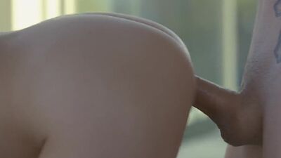 Secretary babe fucked by photographer after photo shooting