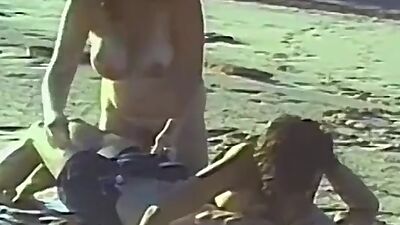 Bulky hottie toyed before banging with skinny guy outdoors