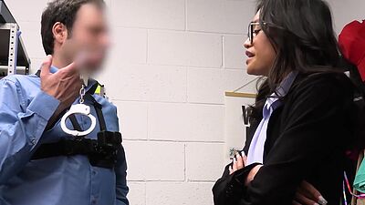 Law student Jade gets caught stealing