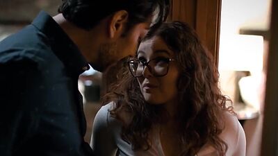 Leana used the secret she knows to get Tommy's cock