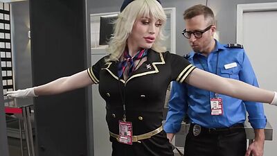 Ts flight attendant Izzy Wilde has metal buttplug up her ass