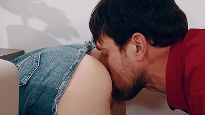 Sexy MILF nanny with big ass got stuck and fucked during the house cleaning