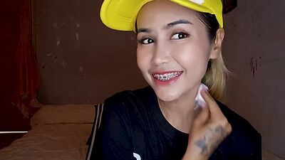 Sweet Thai teen Lily Koh fucked herself after hot posing and masturbation