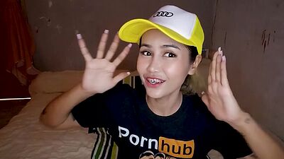 Sweet Thai teen Lily Koh fucked herself after hot posing and masturbation