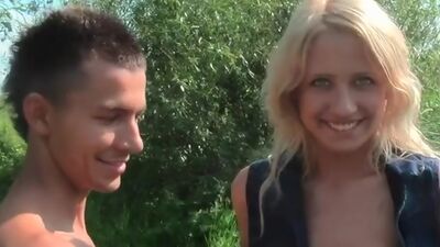 Real live fuck with hot city blonde