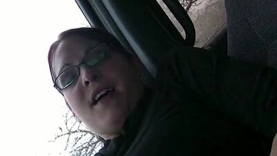 Ameara Mastubate Pussy with Dildo in Car