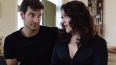 Jay pays a visit to fix Victoria's laptop and pussy