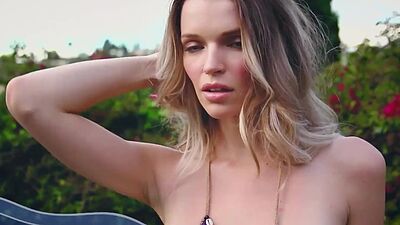 Nice tits blonde MILF model showed hot body and posed totally naked outdoor