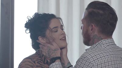 Victoria Voxxx enjoying Johnnys big cock