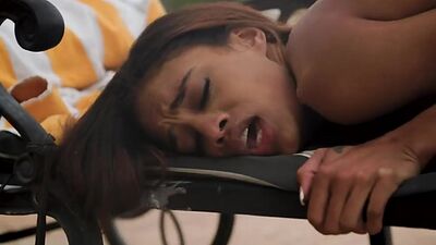 Hairypussy Ebony babe fucked and pussyjizzed outdoor on pool