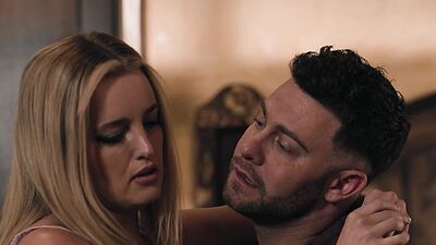 Horny teen Sophia Burns came and fucks sexy MILFs Charlie Forde husband