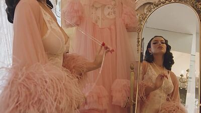 All natural American MILF babe Bryona Ashly solo striptease for Playboy