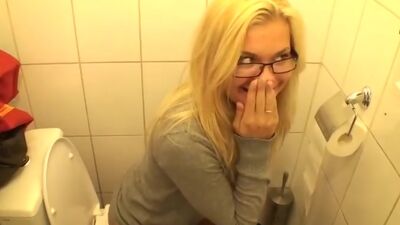 Couple sex porn in the sushi bar