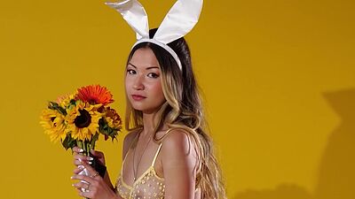 Petite Asian teen Kelly Lu shows perfect ass and whole all natural body