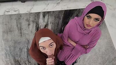 Sophia Leone and Aubry Babcock HIJAB Sex NOOKIES