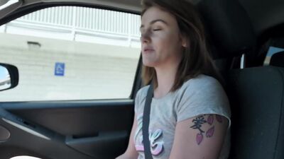 Taxi Driver Gets Some Teen Tushy