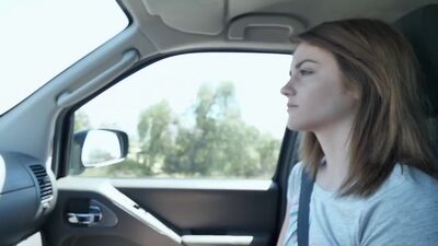 Taxi Driver Gets Some Teen Tushy