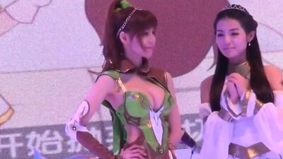 Fresh Japanese cosplayers give downblouse view