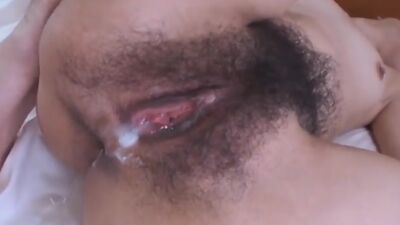 Asari Shirahama Gets Her Hairy Poon Fucked