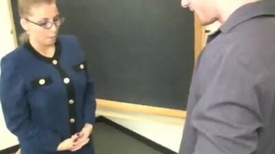 Jimmy Longwood Gives Stacie Starr a Cumshot Facial