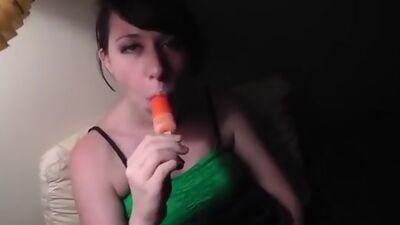 Emo girlfriend fucked in the forest