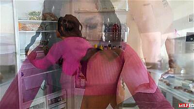 Milfed - Sexy Milf Halle Hayes Knows How To Use Her Stepson's Crush On Her To Her Own Benefit