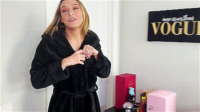 Naughty massage with sexy bbc bodybuilder making hubby film me cheat with massage therapist raw bbc