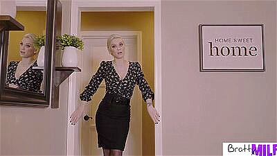 Slutty Stepmom Kenzie Taylor & Stepson Seek Sexual Healing for Grief Therapy -S4:E8