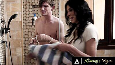 MOMMY'S BOY - Pervert Caring MILF Reagan Foxx Takes EXTRA Care Of Her Injured Stepson