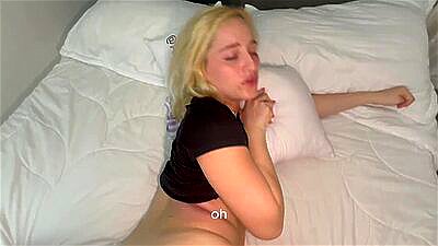 THEY LEAVE US AT HOME ALONE I CAN'T STAND TO SEE HER SWEET PINK PUSSY