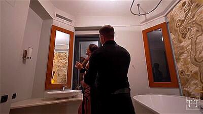 An hour-long orgy filmed non-stop!