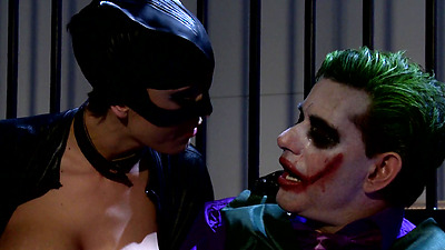 Cat-woman Helps Joker Escape From Imprisonment and Lets Him Screw Her