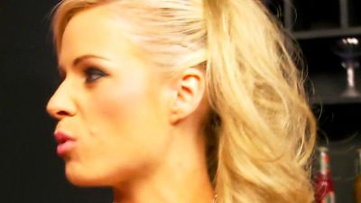 Footballers Wives Go Full-dyke at Vip Club