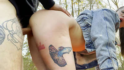 Vlog Chihuahua. Pierwsze grillowane kiełbaski w tym roku