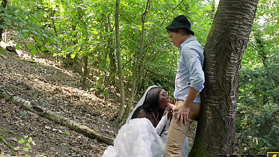 BRIDE4K. Bride’s Last Resort