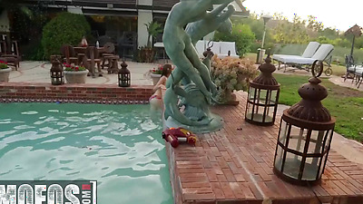 MOFOS - Petite Bombshell Karla Kush Gets Fucked Hard In POV By Her Gardener Ricky Johnson