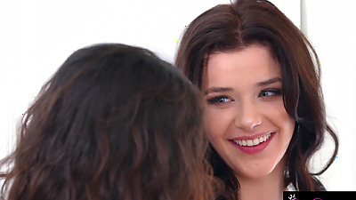 Liz Jordan & Jade Maris Don't Need a Guy for a Perfect St Patricks Day Pounding - S10:E5