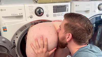 I Fuck My Big Arse MILF Stepmom Stuck in the Washer! Steve Rickz