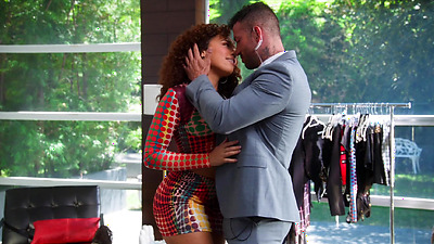 TUSHY Anal-Crazy Willow Has Secret Trick To Relieve Tension