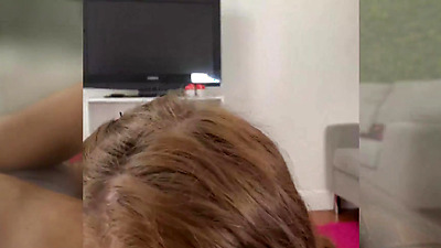 Cute Chick Leah Winters Gives Blowjob to Hard Penis