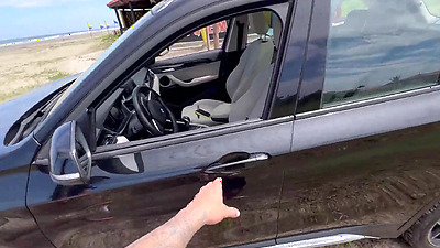 I found this hot butt on the beach and invited her to fuck in an abandoned place on the coast of São Paulo