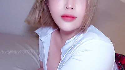 大屁股學生妹被口爆????????