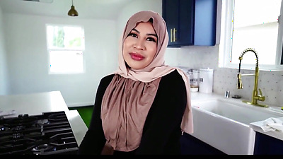 MuslimTabu - Big tits curvy Hijab Wife Tokyo Lynn Can No Longer Resists Her Horny Husband