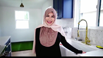 MuslimTabu - Big tits curvy Hijab Wife Tokyo Lynn Can No Longer Resists Her Horny Husband