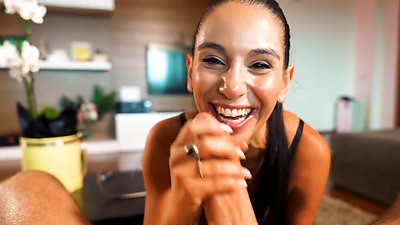 He Steals me 10 Minutes to Suck his Big Dick! I Beg him for a Big Hot Cumshot