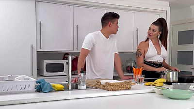 MI NOVIO SE GARCHA A MI MEJOR AMIGA Y ME UNO